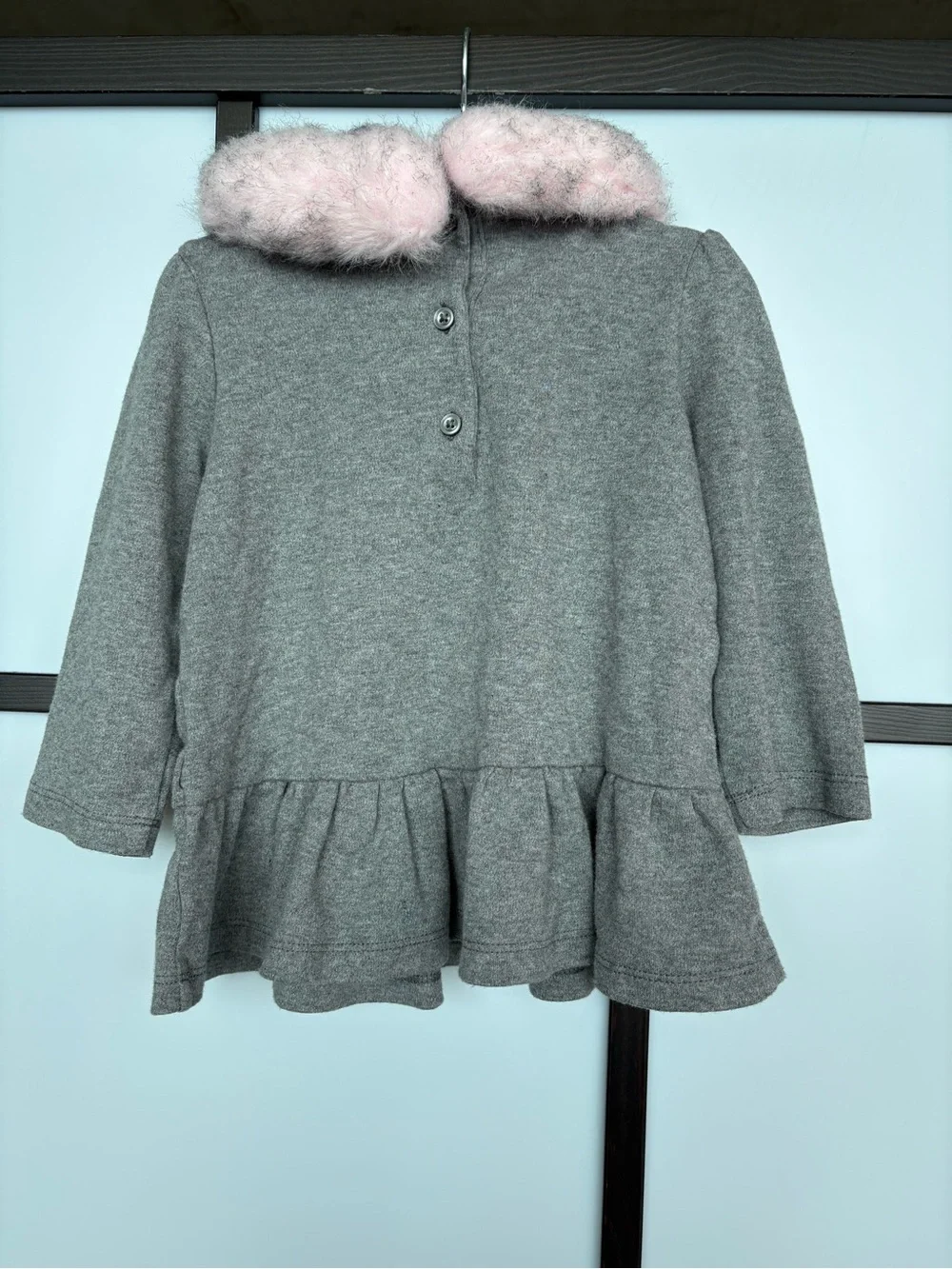 KIDS Janie and Jack Girls Gray Peplum Top Pink Faux Fur Collar Bow Size 5